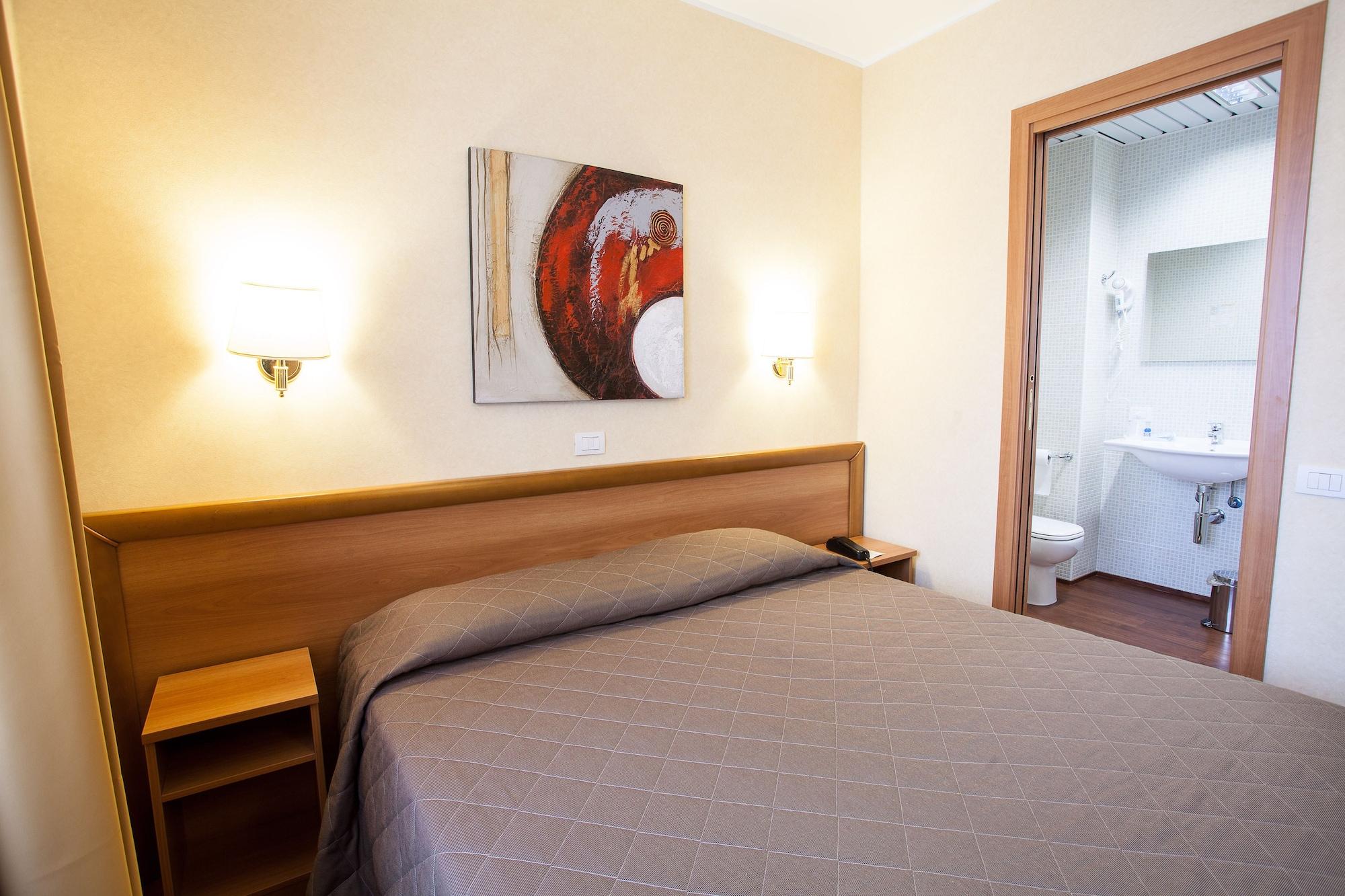 Hotel Esperia Rho Bagian luar foto