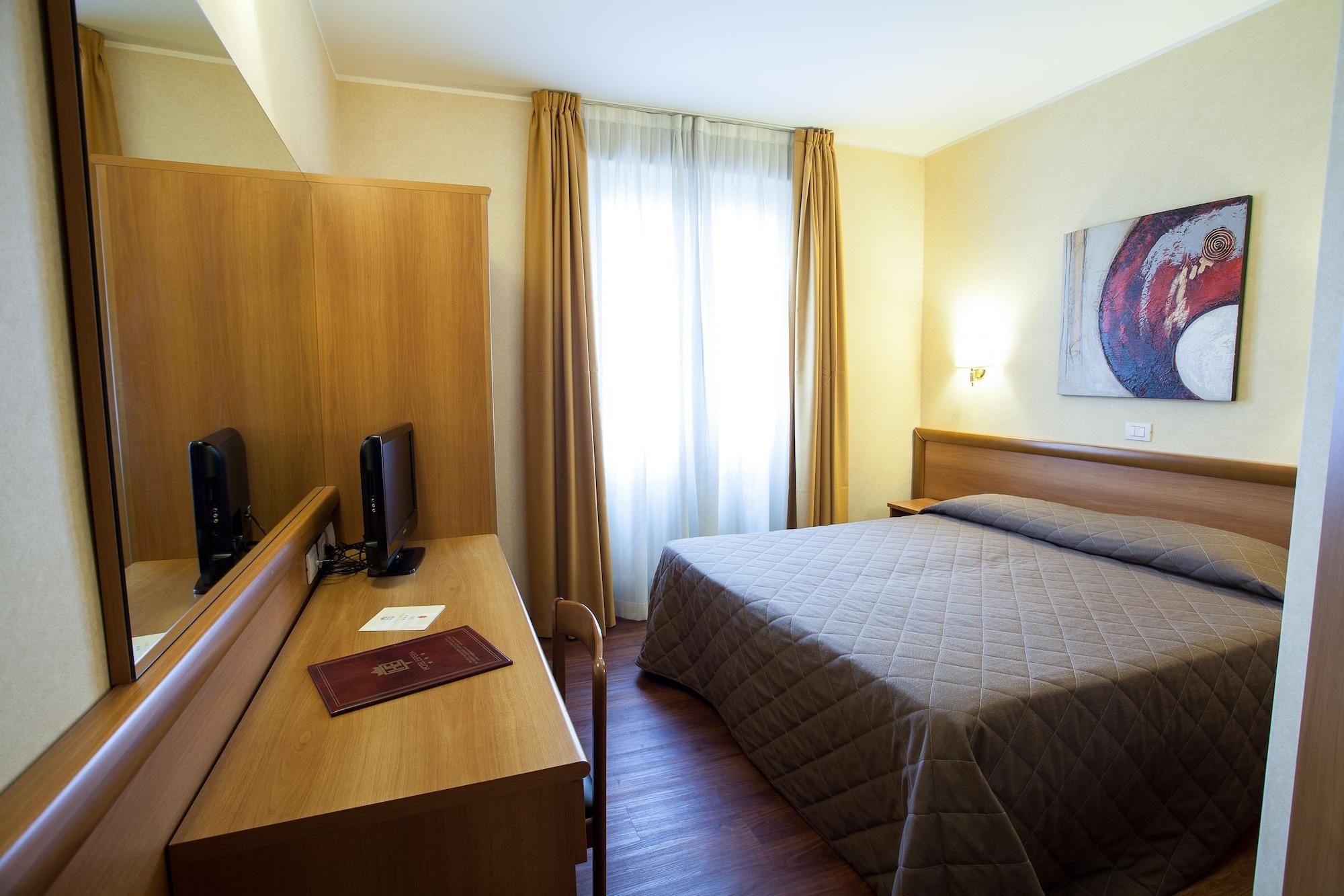 Hotel Esperia Rho Bagian luar foto