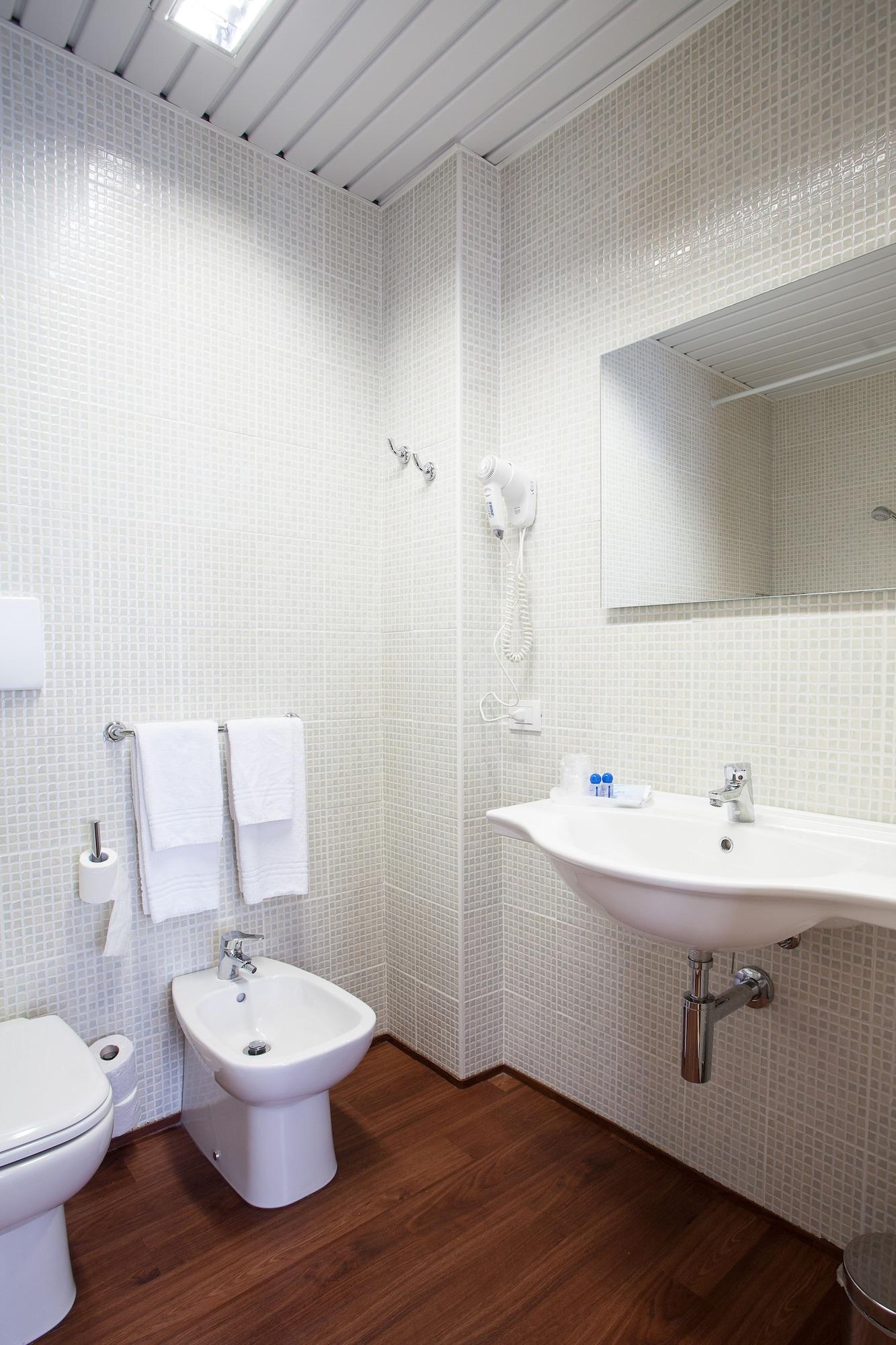 Hotel Esperia Rho Bagian luar foto