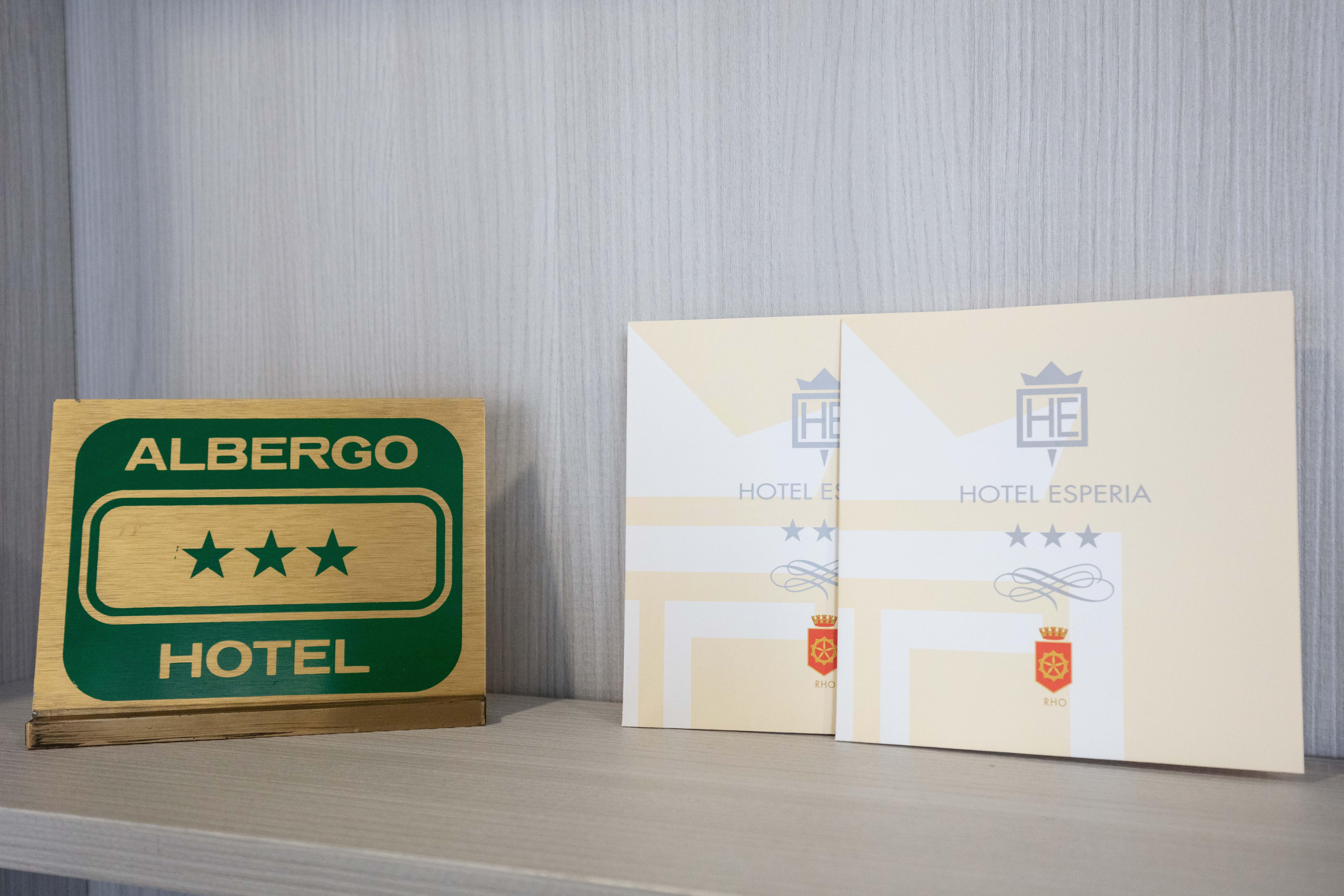 Hotel Esperia Rho Bagian luar foto
